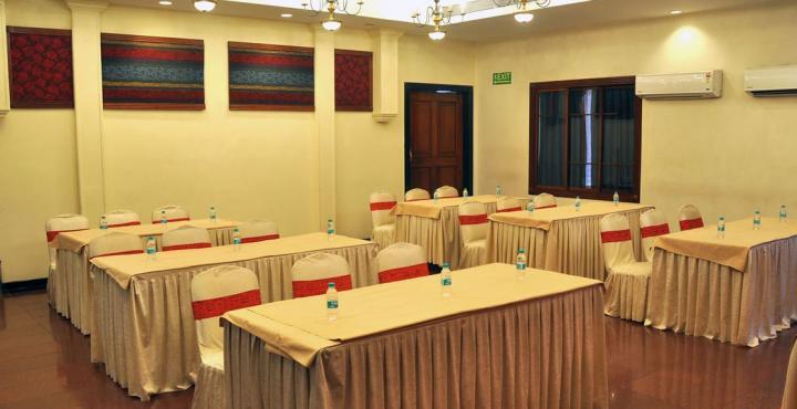 Abbott Hotel Navi Mumbai Luaran gambar