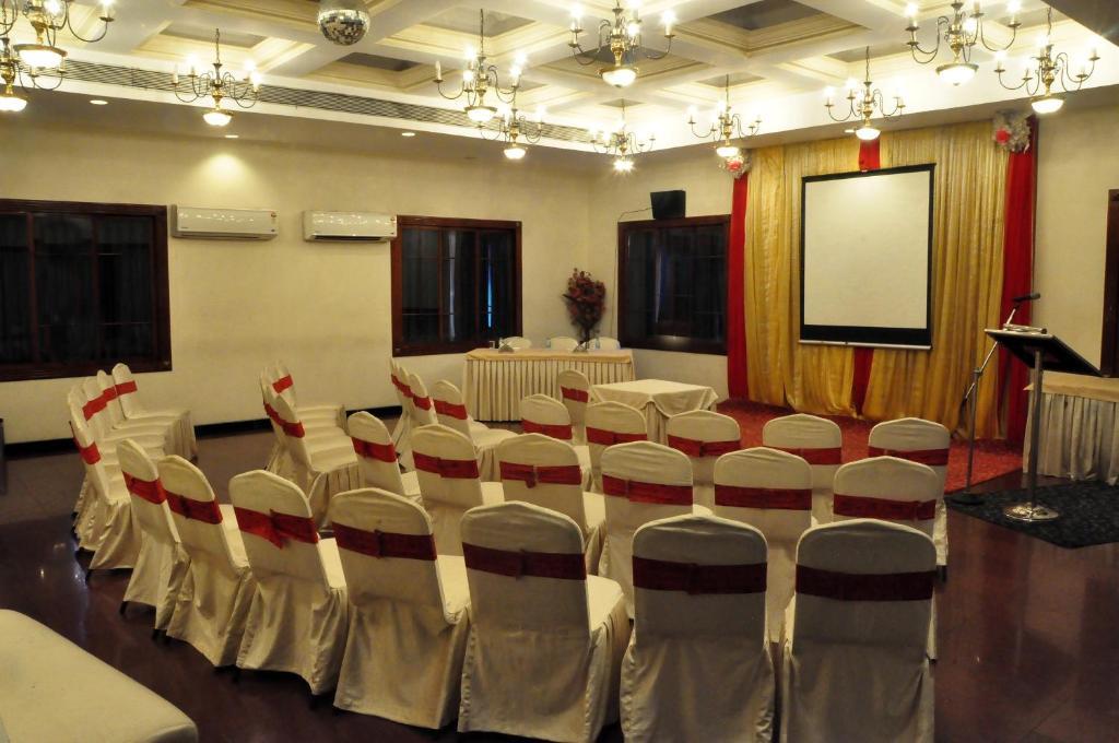 Abbott Hotel Navi Mumbai Luaran gambar
