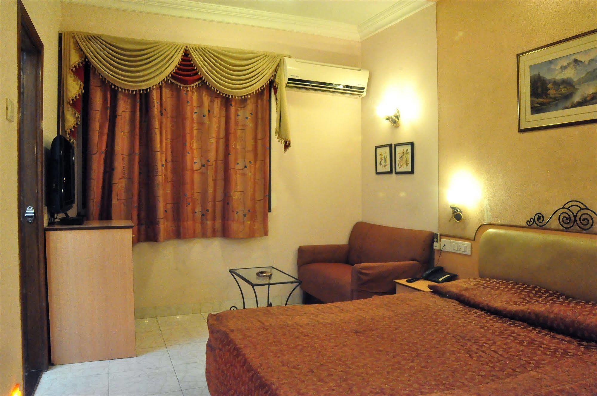 Abbott Hotel Navi Mumbai Luaran gambar