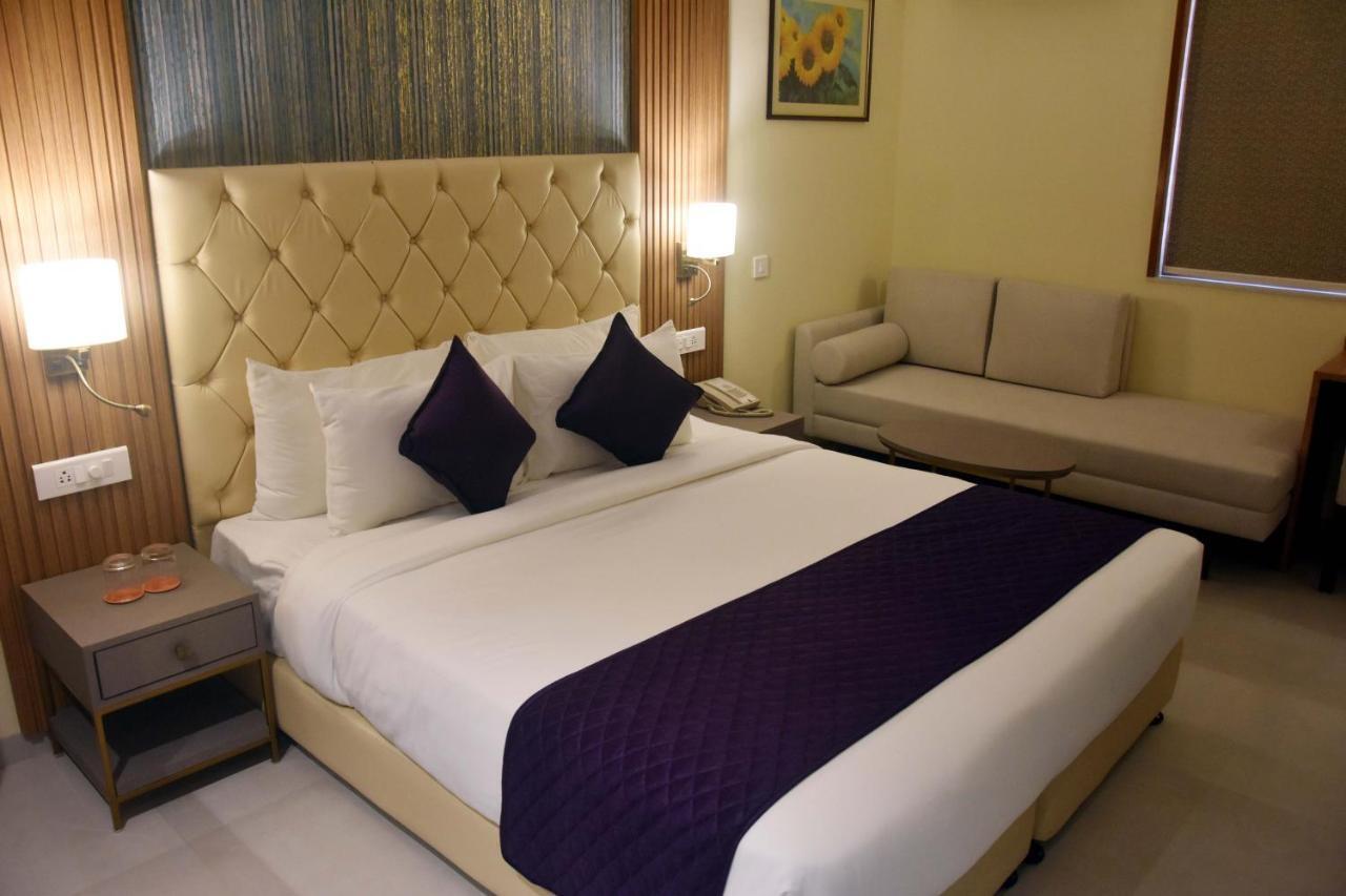 Abbott Hotel Navi Mumbai Luaran gambar